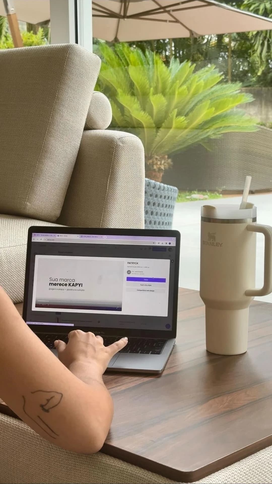 Bastidores da Kapyi: organização do trabalho no notebook
